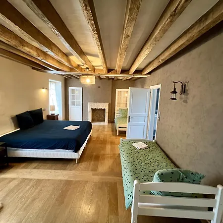 Le Domaine De Brie Chatillon-la-Borde